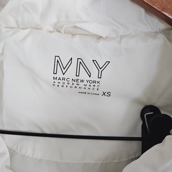 Marc New York XS Puffer Vest Excellent Used Condition - Picture 3 of 6